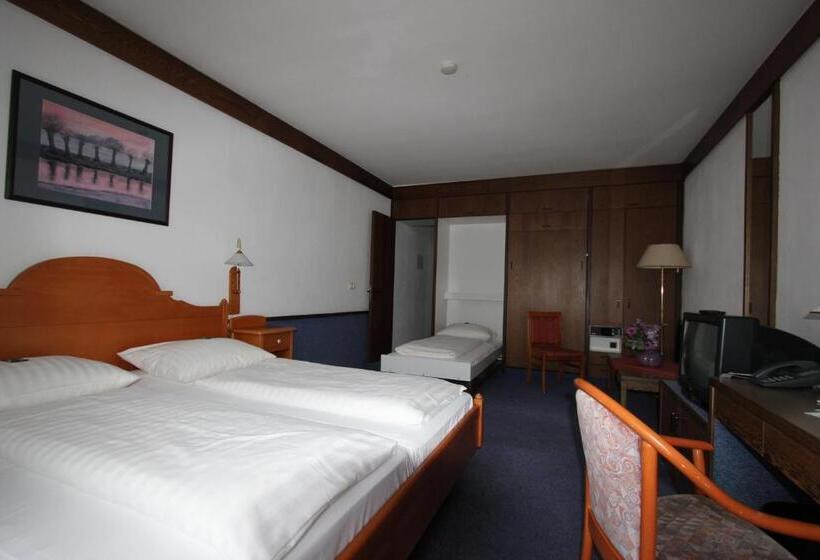 اتاق استاندارد سه نفره, Zum Ratsherrn