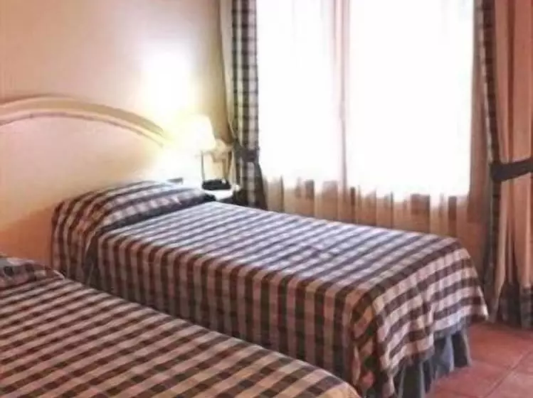 スタンダードルーム, Motel 7 Laghi