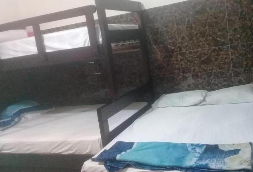 Семейный Номер, Habitacion Vacacional Camboriu