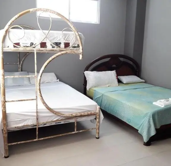 ファミリールーム, Habitacion Vacacional Camboriu