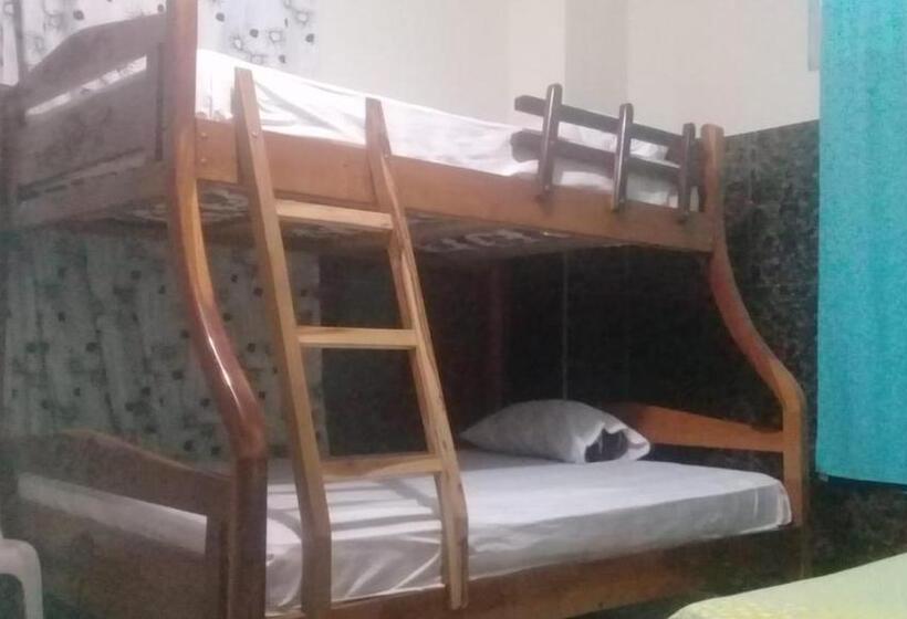 غرفة عائلية, Habitacion Vacacional Camboriu