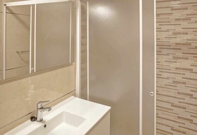 اتاق استاندارد با چشم‌انداز دریاچه, Roquetes Rooms  Formentera Break