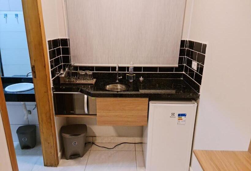 标准工作室, Marmeu Tropical