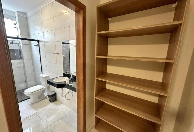 家庭工作室, Marmeu Tropical