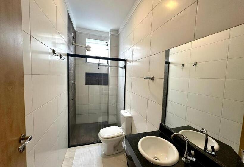 家庭工作室, Marmeu Tropical