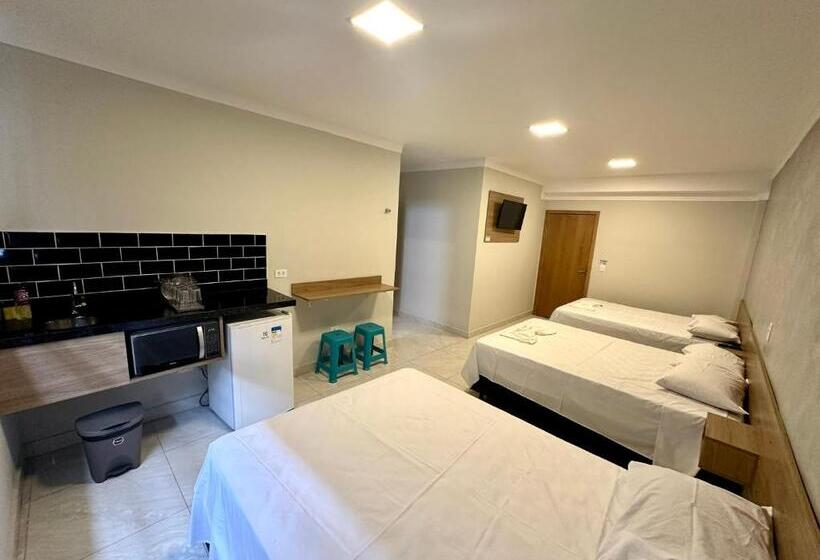 家庭工作室, Marmeu Tropical