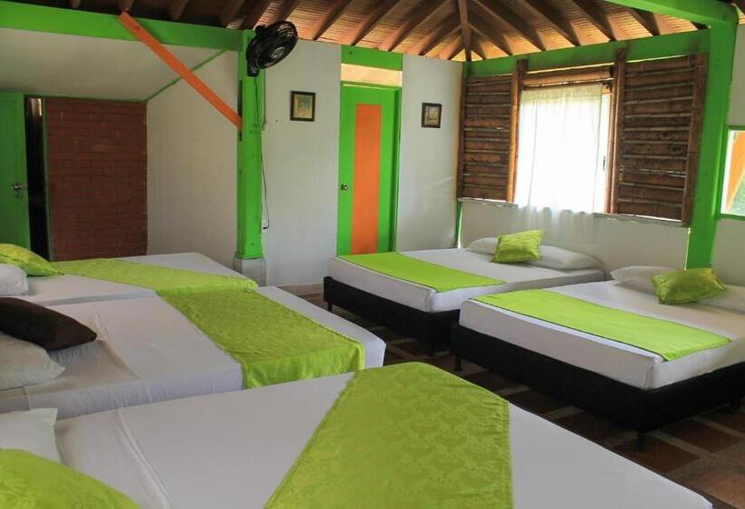 Семейный Номер, Room In Lodge Family Cabin With Lake View