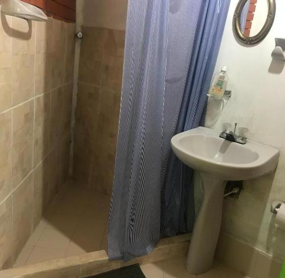 Семейный Номер, Room In Lodge Family Cabin With Lake View