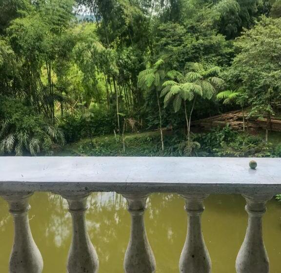 Семейный Номер, Room In Lodge Family Cabin With Lake View