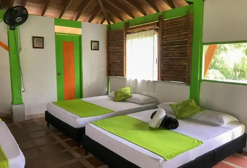 ファミリールーム, Room In Lodge   Family Cabin With Lake View