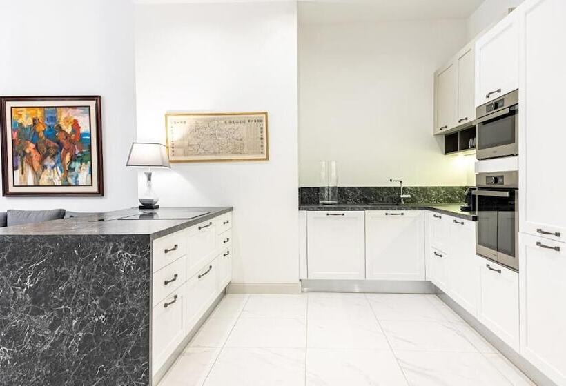 デラックススイート, Zoya Luxury Residence