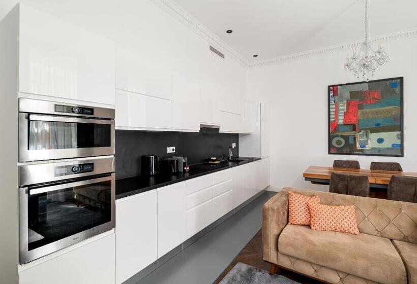 １ベッドルームのスーペリアアパートメント, Zoya Luxury Residence