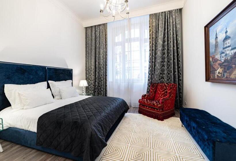 デラックススイート, Zoya Luxury Residence