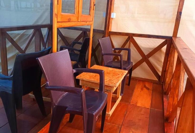 Quarto deluxe vista mar com balcao, Oasis Beach Resort