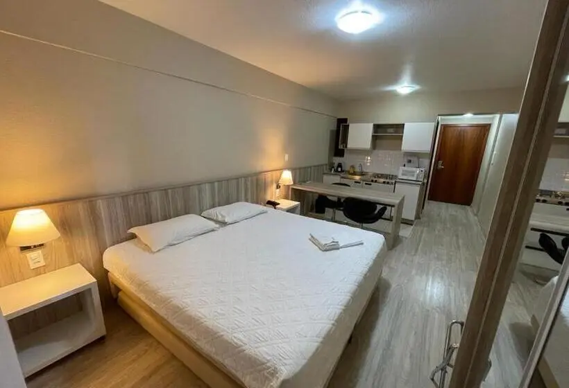 デラックススタジオ, Aquarius Flat Aptos E Suítes