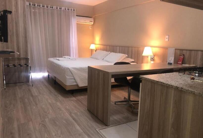 إستوديو ديلوكس, Aquarius Flat Aptos E Suítes