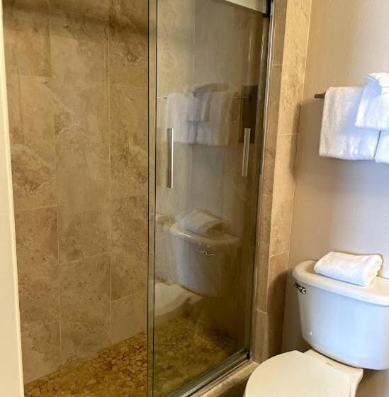 침실 2개 아파트, Beachfront Condo Ocean View