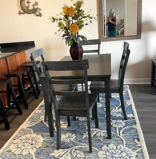 شقة غرفتين, Beachfront Condo Ocean View