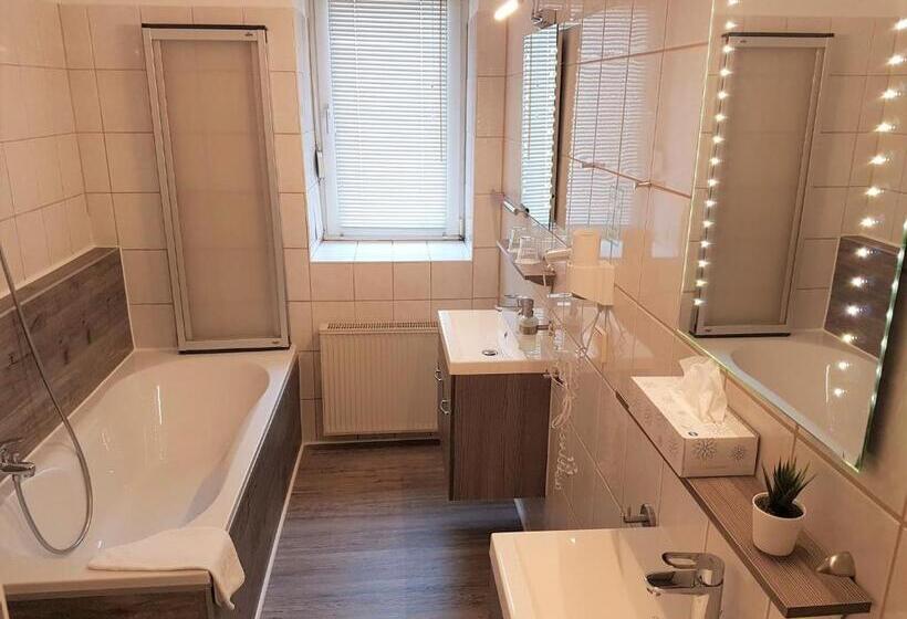 标准间, Parkhotel Am Schloss Machern