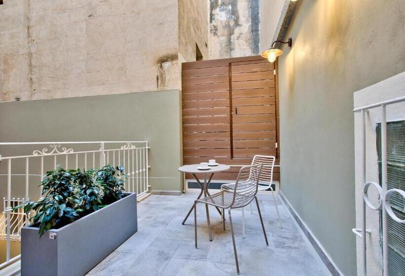 اتاق استاندارد با تراس, Chateau La Vallette Grand Harbour Suite