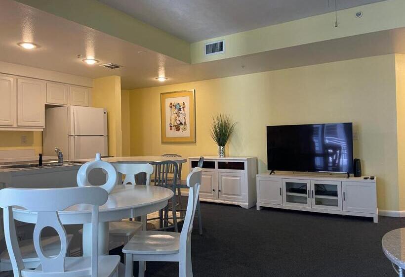 Family Suite, Beachfront Bliss At Ocean Walk Resort   Unit 1701