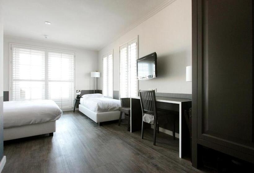 コンフォートトリプルルーム, Fletcher Hotel   Restaurant Nautisch Kwartier