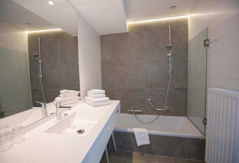 プレミアムルーム, Albion