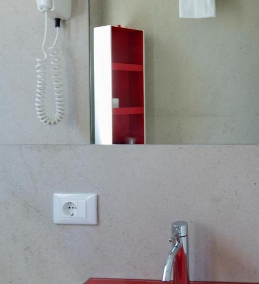 اتاق استاندارد, Ariston