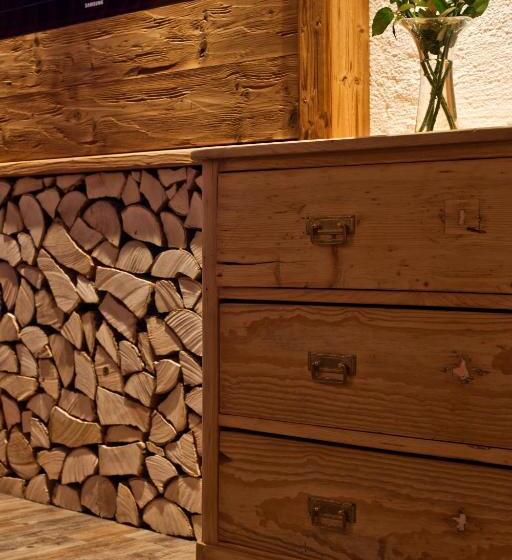 マウンテンビューデラックスルーム, Arosa Vetter