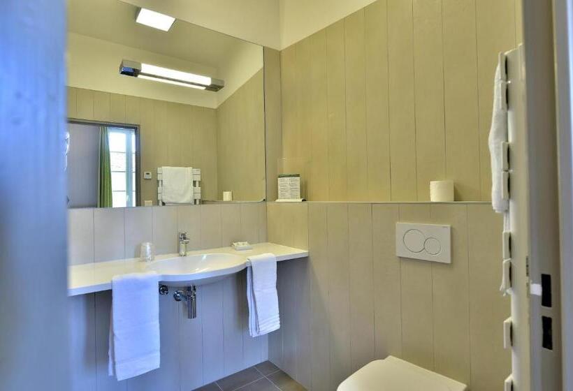 اتاق استاندارد, Auberge De La Commanderie