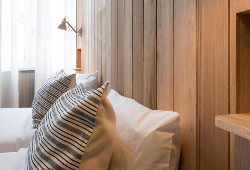 اتاق استاندارد, Auberge De La Commanderie