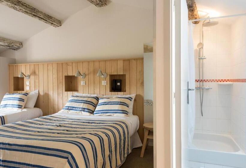 اتاق استاندارد چهار تخته, Auberge De La Commanderie