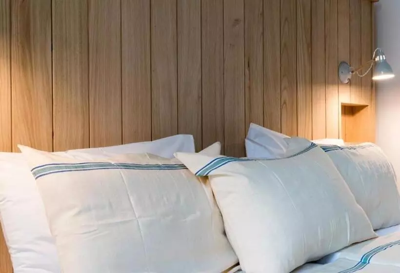 ファミリールーム, Auberge De La Commanderie