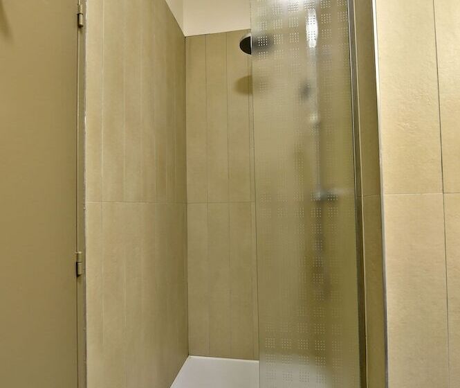 اتاق استاندارد, Auberge De La Commanderie