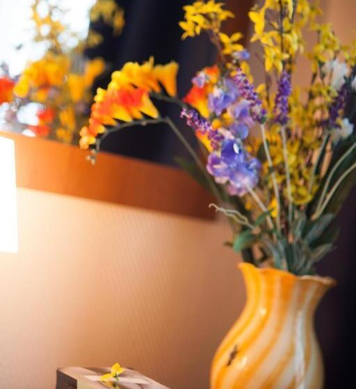 스탠다드 트리플 룸, Candido