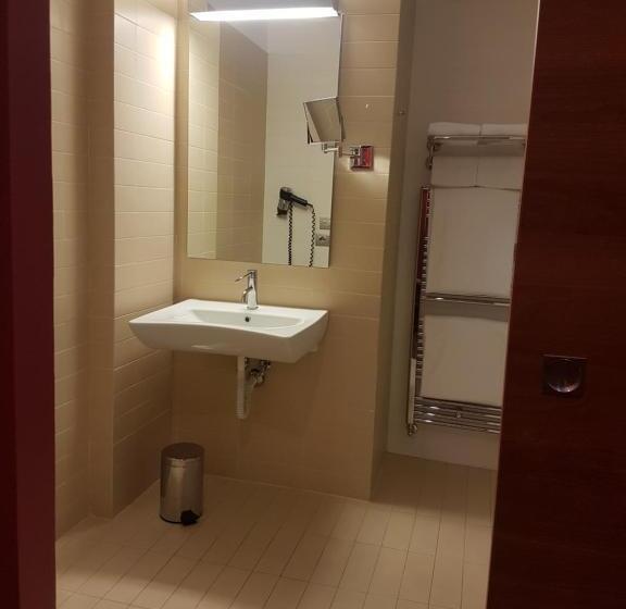 Номер Стандарт Адаптированный для Инвалидов, Cosmopolitan