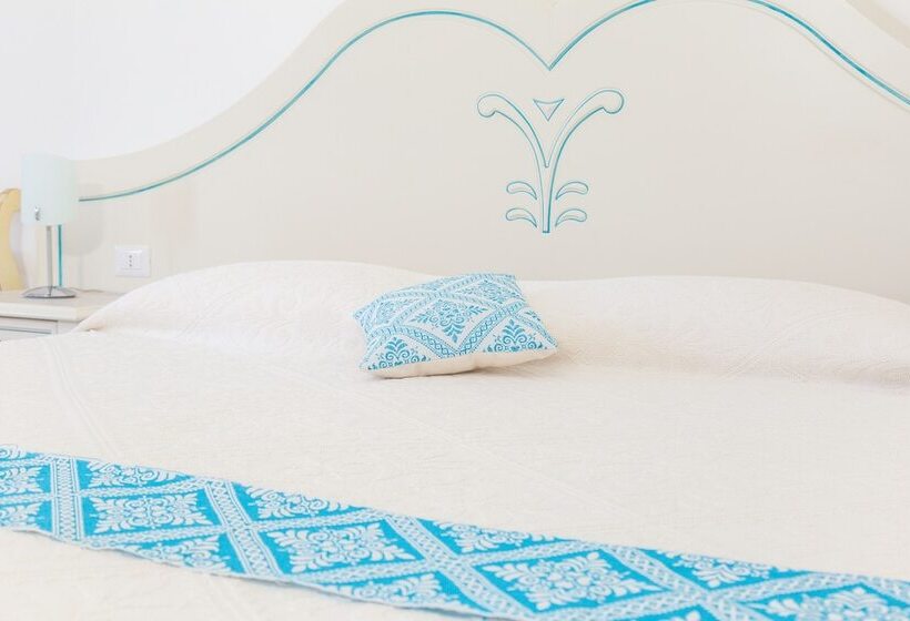 Habitació Superior Vista Muntanya, Genna E Masoni