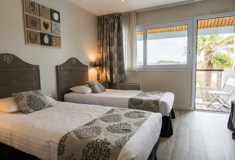 Номер Стандарт, Hôtel Le Peu Breton