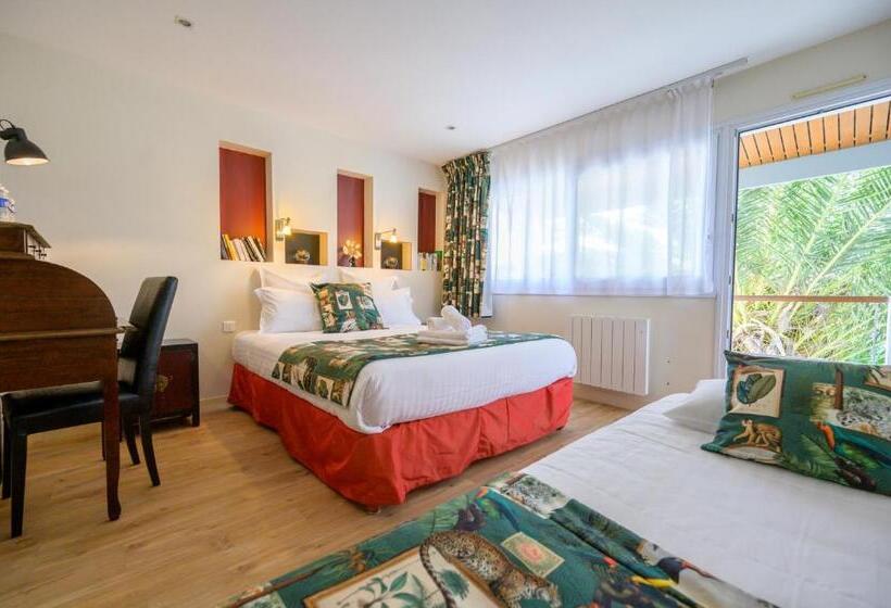 غرفة قياسية ثلاثية, Hôtel Le Peu Breton