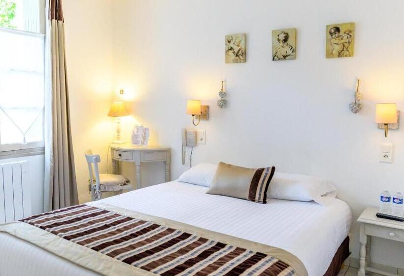 غرفة قياسية رباعية, Hôtel Le Peu Breton