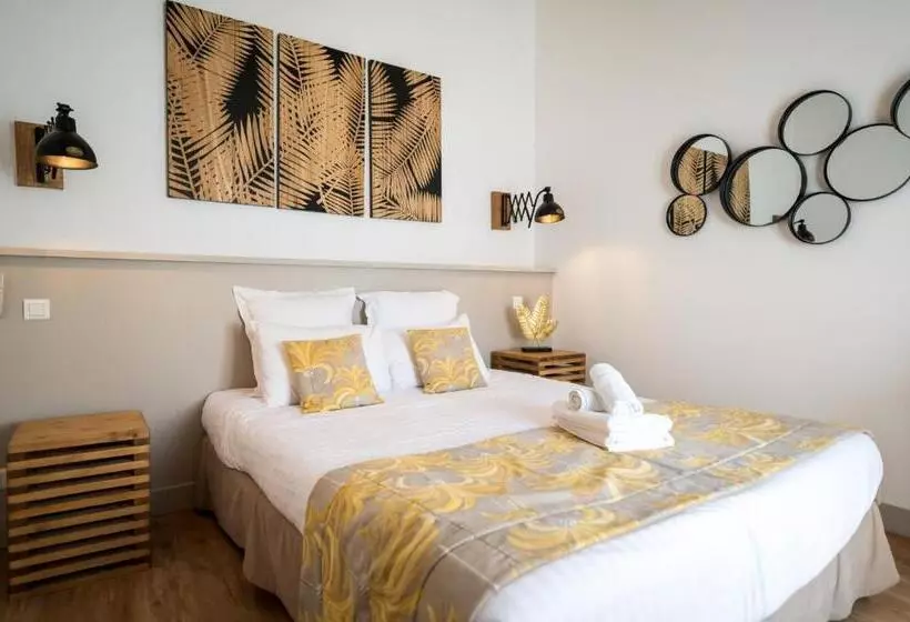 スタンダード5人部屋, Hôtel Le Peu Breton