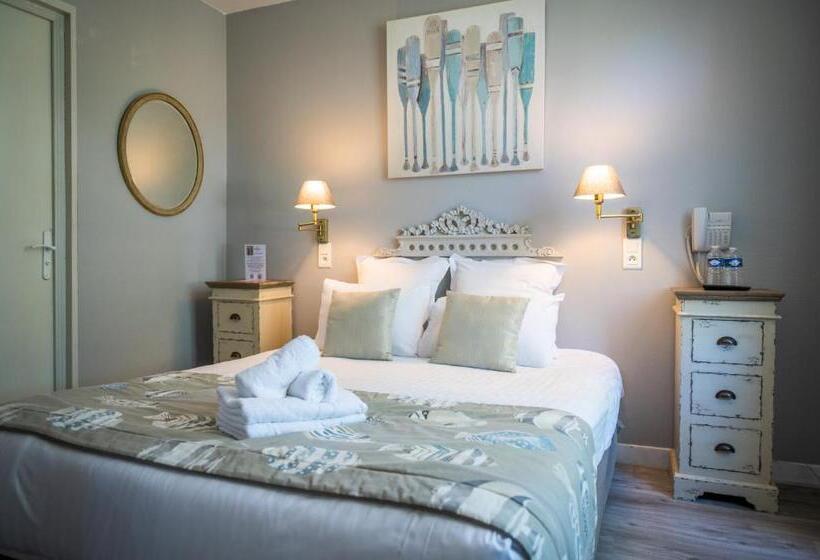 غرفة عادية خماسية, Hôtel Le Peu Breton