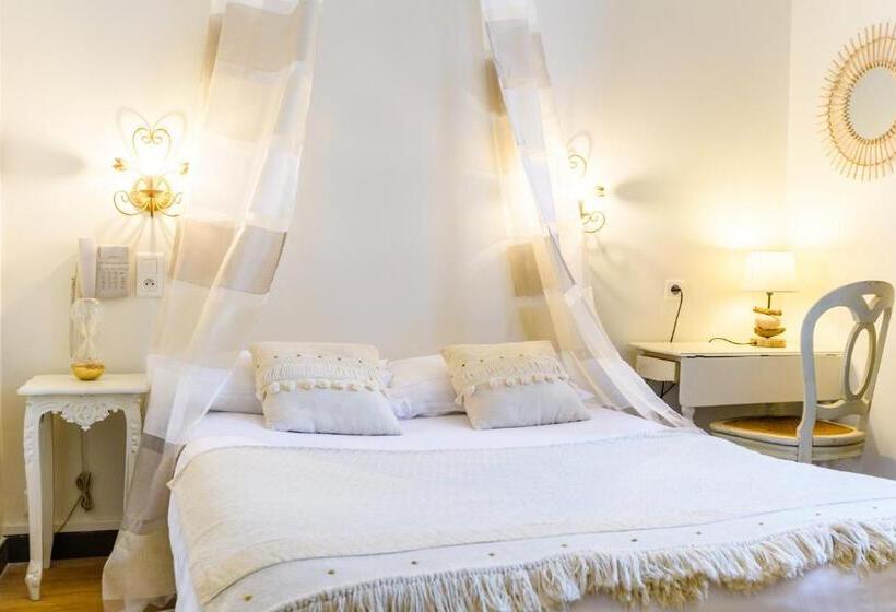 غرفة إقتصادية, Hôtel Le Peu Breton