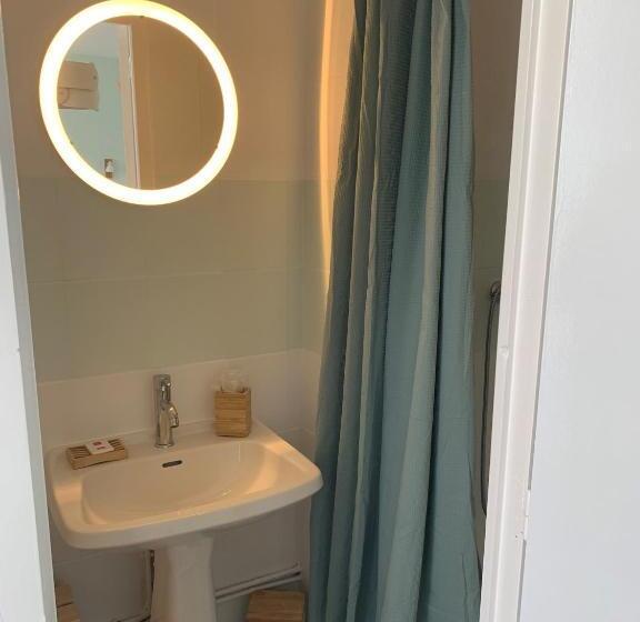 Номер Стандарт, L Estran