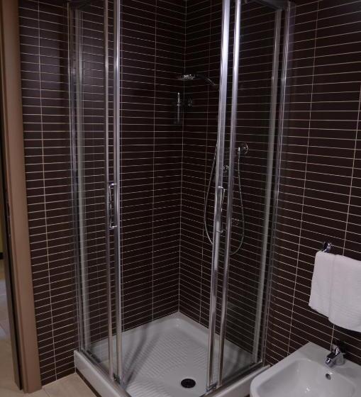 バルコニー付きスタンダードルーム, Melqart