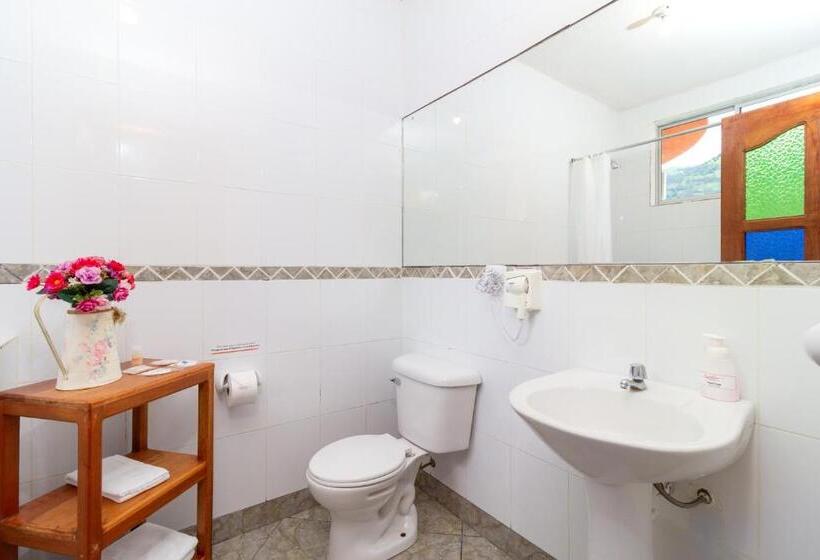 标准间, Napolitano Apart