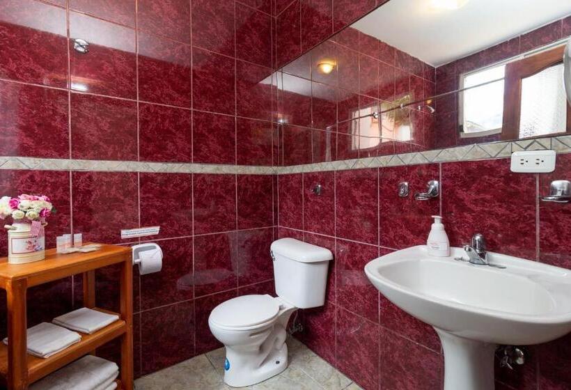 标准三人间, Napolitano Apart