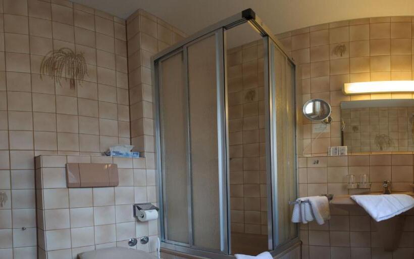 Номер Стандарт, Restaurant Bären