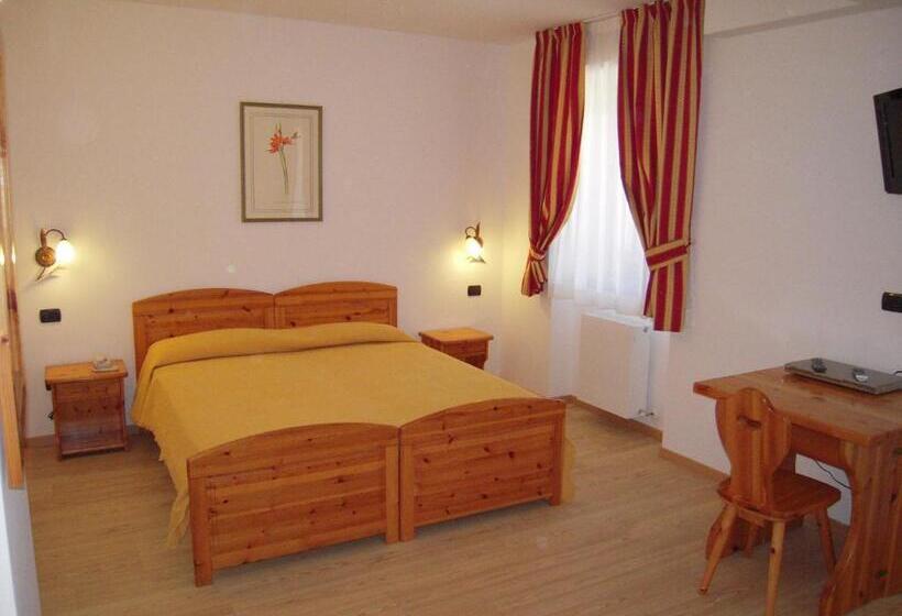 标准三人间, Seggiovia