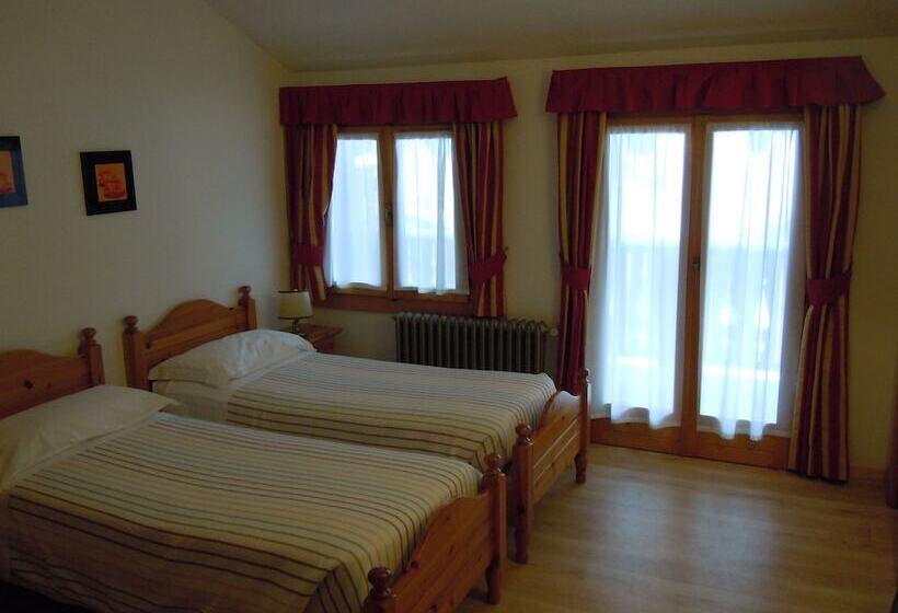 标准三人间, Seggiovia